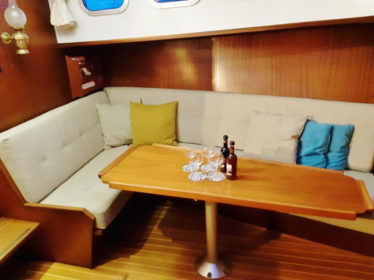 Motor Yacht Almaz Hotel Amsterdam Eksteriør billede